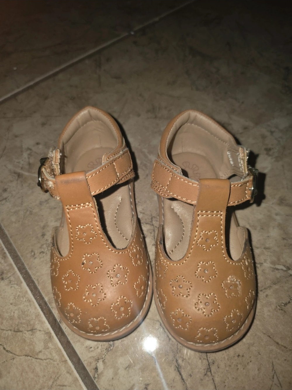Toddler Girls Tan T-Strap Floral Embossed Shoes